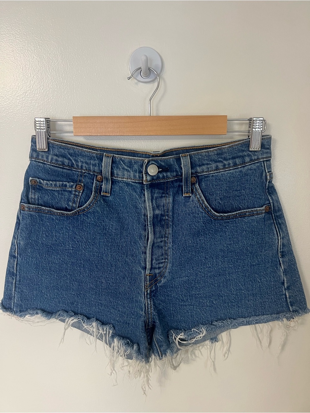 Levi's 501 Distressed Cutoff Jean Shorts in Blue Denim Mom Shorts Minimalist 90s